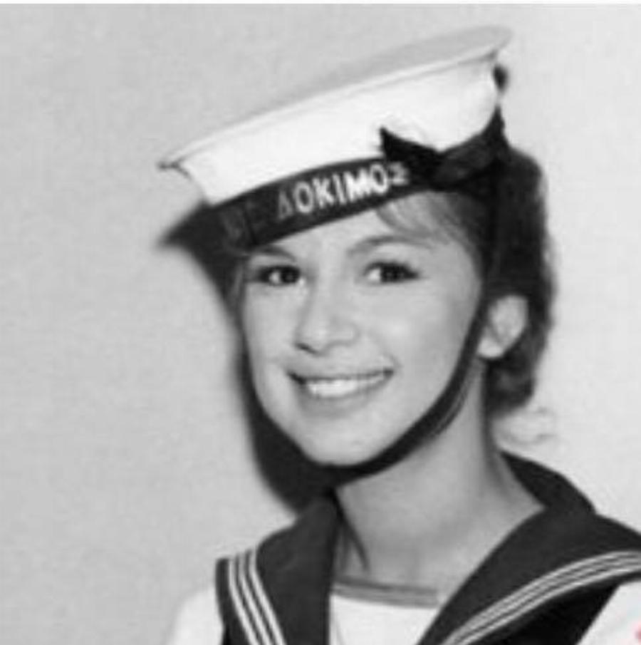 Αλίκη Βουγιουκλάκη: Σπάνιες φωτογραφίες της από τα παρασκήνια