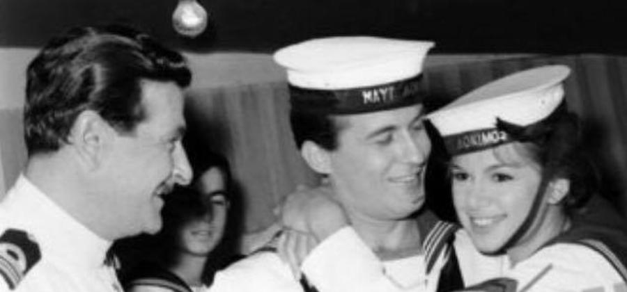 Αλίκη Βουγιουκλάκη: Σπάνιες φωτογραφίες της από τα παρασκήνια