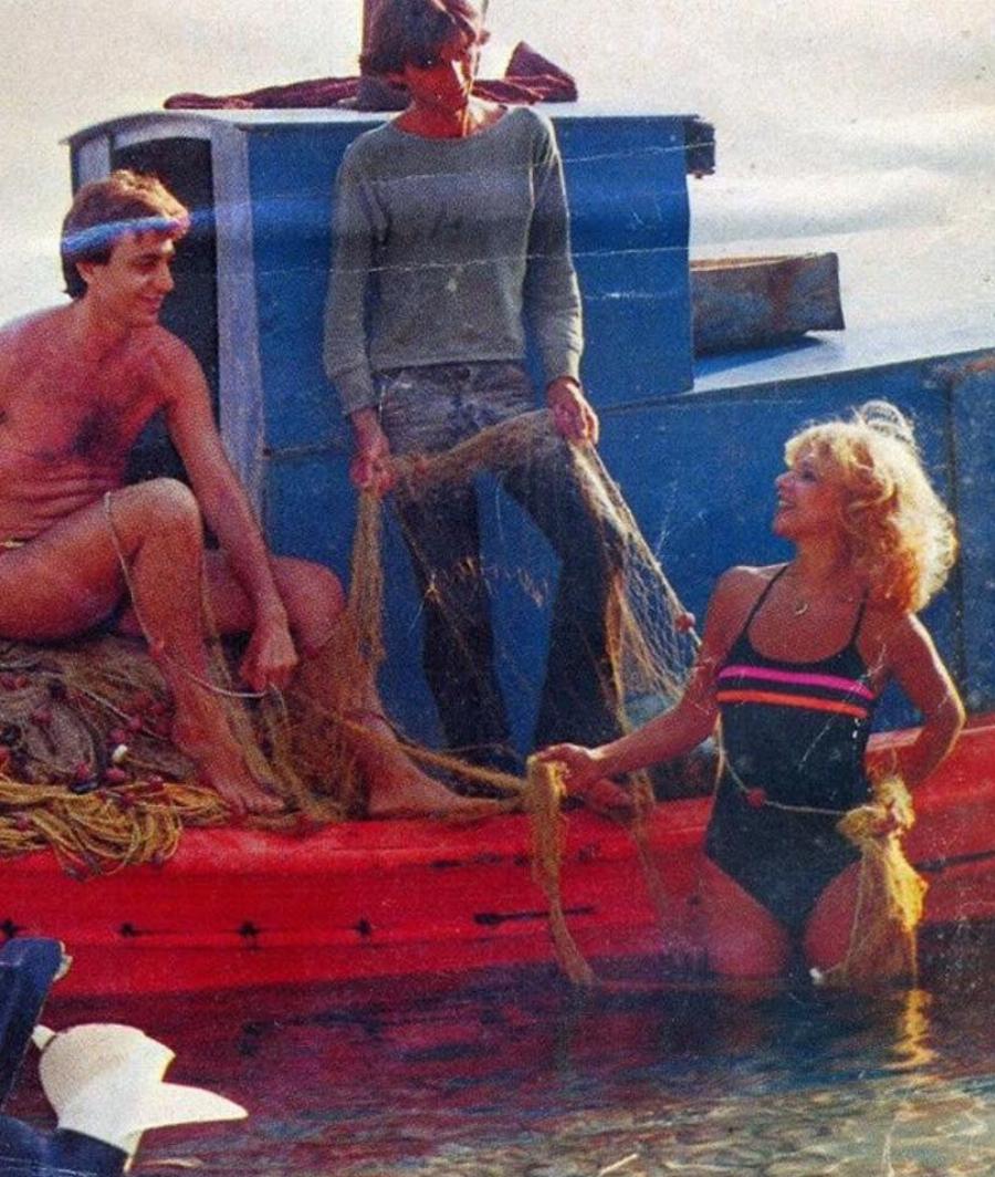 Αλίκη Βουγιουκλάκη: Σπάνιες φωτογραφίες της από τα παρασκήνια