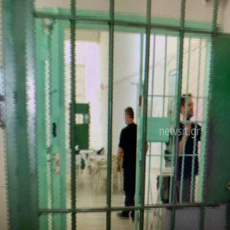 Γλυκά Νερά: Νέες εικόνες του συζυγοκτόνου μέσα από τη φυλακή – Προσπάθησε να παγιδεύσει τον Γεωργιάνο