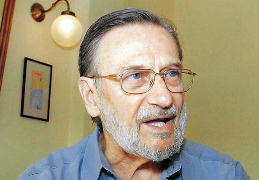 Καναδός καθηγητής: «Τα ελληνικά αξίζουν χίλιες φορές παραπάνω από τα αγγλικά και τα γαλλικά»