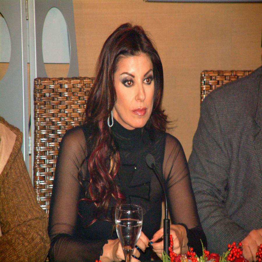 Άντζελα Δημητρίου: «Είναι κακό να σκοτώνεις κάτι, αλλά δε γινόταν να φέρω στον κόσμο 20 παιδιά»