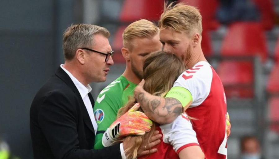 Σίμον Κίερ: Ο αρχηγός της Εθνικής Δανίας που έσωσε τη ζωή του Έρικσεν έδειξε τι σημαίνει ανθρωπιά