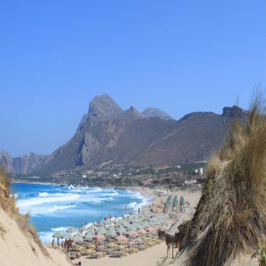 Φαλάσαρνα: Η μαγευτική , Ελληνική παραλία με τη σπάνια ομορφιά που κάποτε ήταν αρχαίο λιμάνι