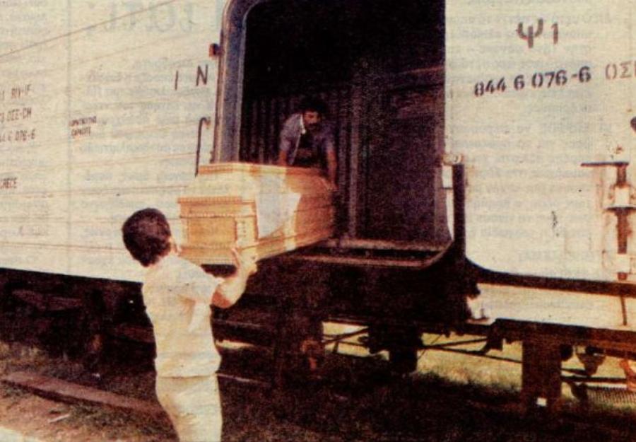 Στρίμωχναν τους νεκρούς σε βαγόνια: Ο καταραμένος Ιούλιος που στην Αθήνα πέθαιναν άνθρωποι από τη ζέστη