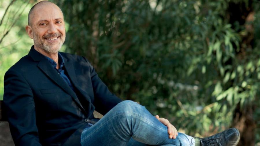 Το παραδέχτηκαν δημόσια: 10 διάσημοι Έλληνες που δήλωσαν ότι είναι ομοφυλόφιλοι