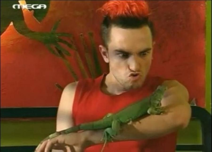 Καλύτεροι και από τους πρωταγωνιστές: Αξέχαστοι δεύτεροι ρόλοι που άφησαν εποχή στην τηλεόραση