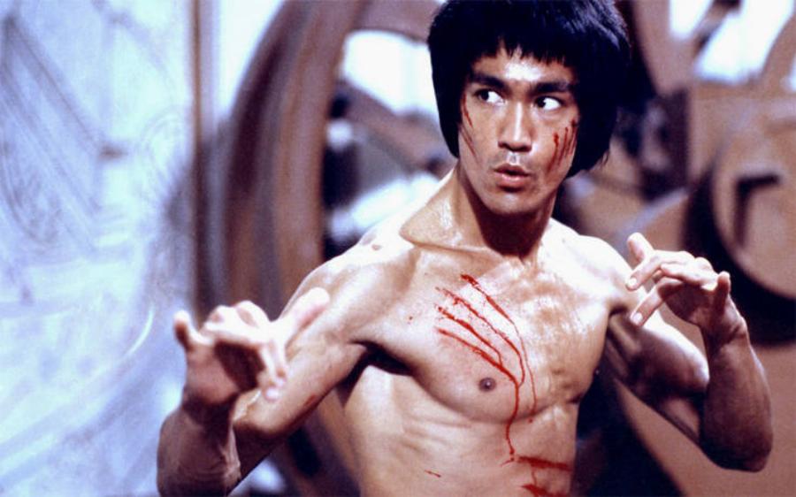 Καταραμένος Ιούλιος: 12 αγαπημένοι διάσημοι που έφυγαν από τη ζωή στη μέση του καλοκαιριού