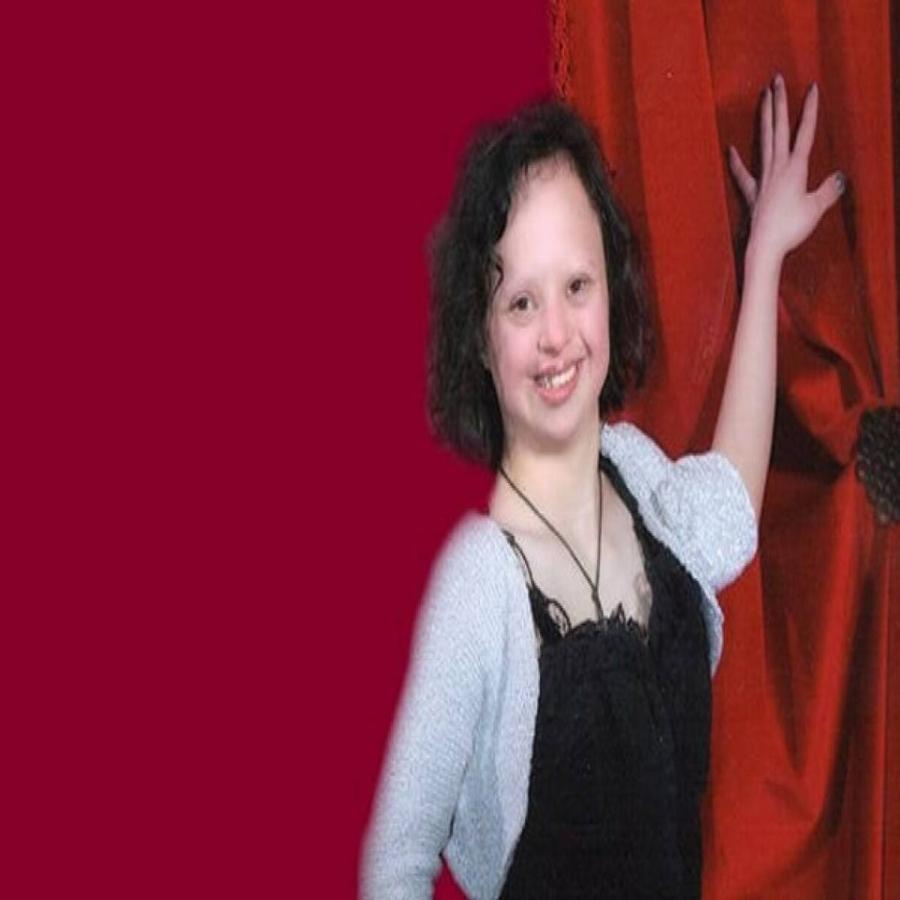 Πτυχιούχος η Μαρία Νίτσα, η πρώτη νηπιαγωγός με Σύνδρομο Down