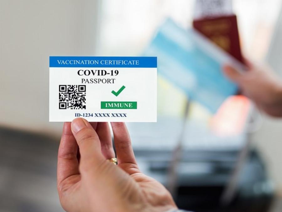 “Βόμβα” Μητσοτάκη: ” Κανείς δεν θα απαγορεύσει σε επιχειρηματία να δέχεται μόνο εμβολιασμένους το φθινόπωρο “