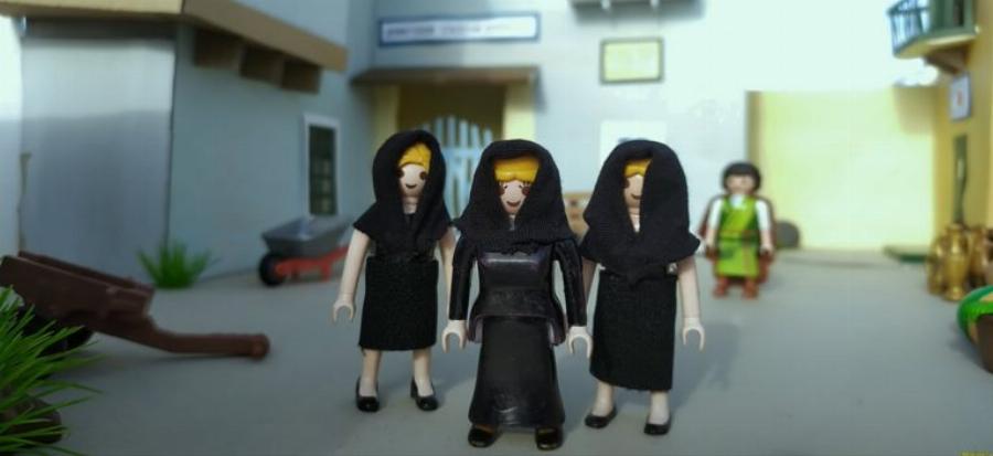 Άγριες Μέλισσες: Το χωριό της αγαπημένης σειράς μεταμορφώθηκε και σε Playmobil