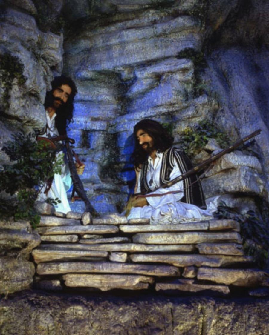 Παύλος Βρέλλης: Ο Έλληνας που έφτιαξε με τα χέρια του σε κέρινα ομοιώματα την ιστορία της χώρας μας.