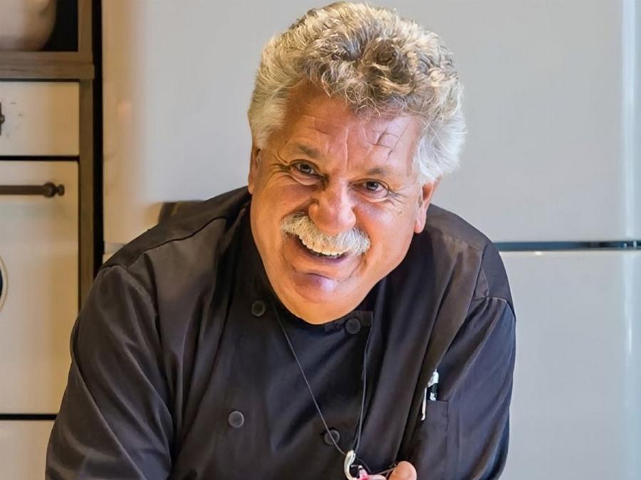 Λευτέρης Λαζάρου: «Ούτε θα απολύσω εργαζόμενο, ούτε πελάτη θα διώξω αν δεν έχει κάνει το εμβόλιο»