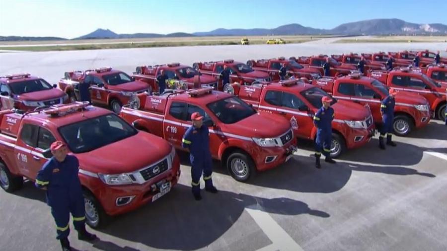 Παπαστράτος: Δωρίζει στην Ελλάδα 20 νέα πυροσβεστικά οχήματα