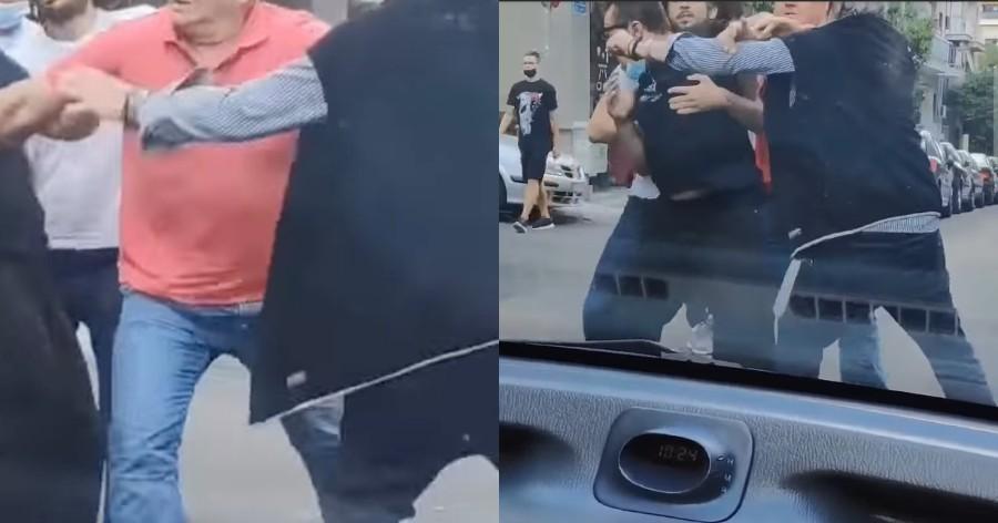 Κέντρο της Αθήνας: Παππούς ξάπλωσε με χτύπημα τον “νταή” που του επιτέθηκε
