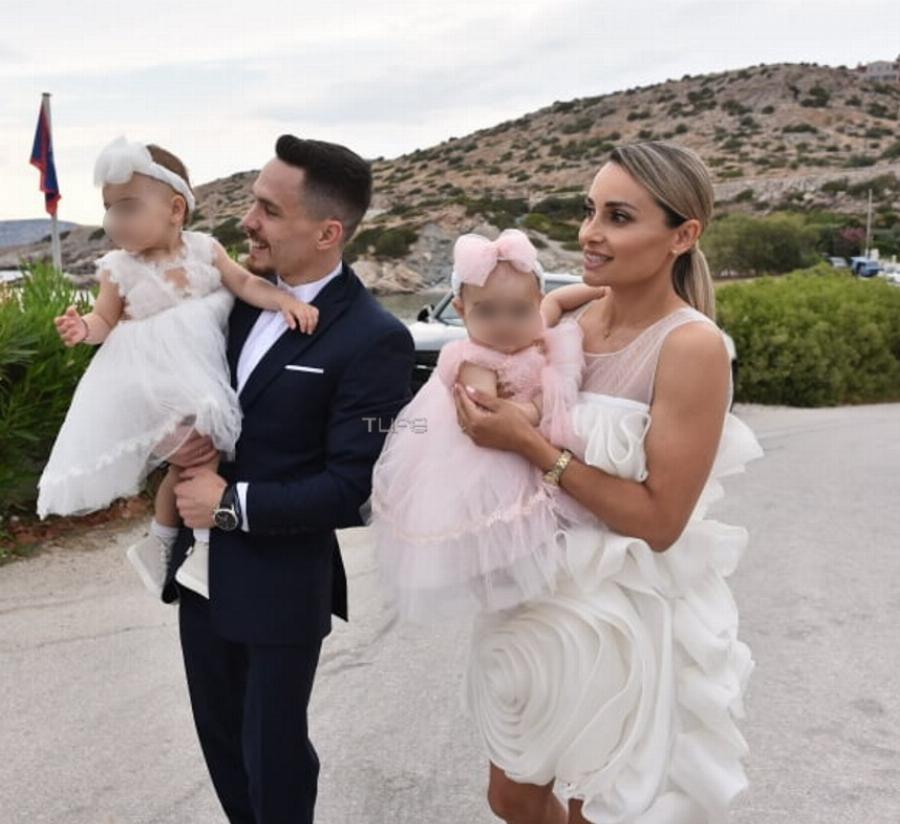 Λευτέρης Πετρούνιας – Βασιλική Μιλλούση: Βάπτισαν σήμερα τις κόρες τους σε μια υπέροχη τελετή