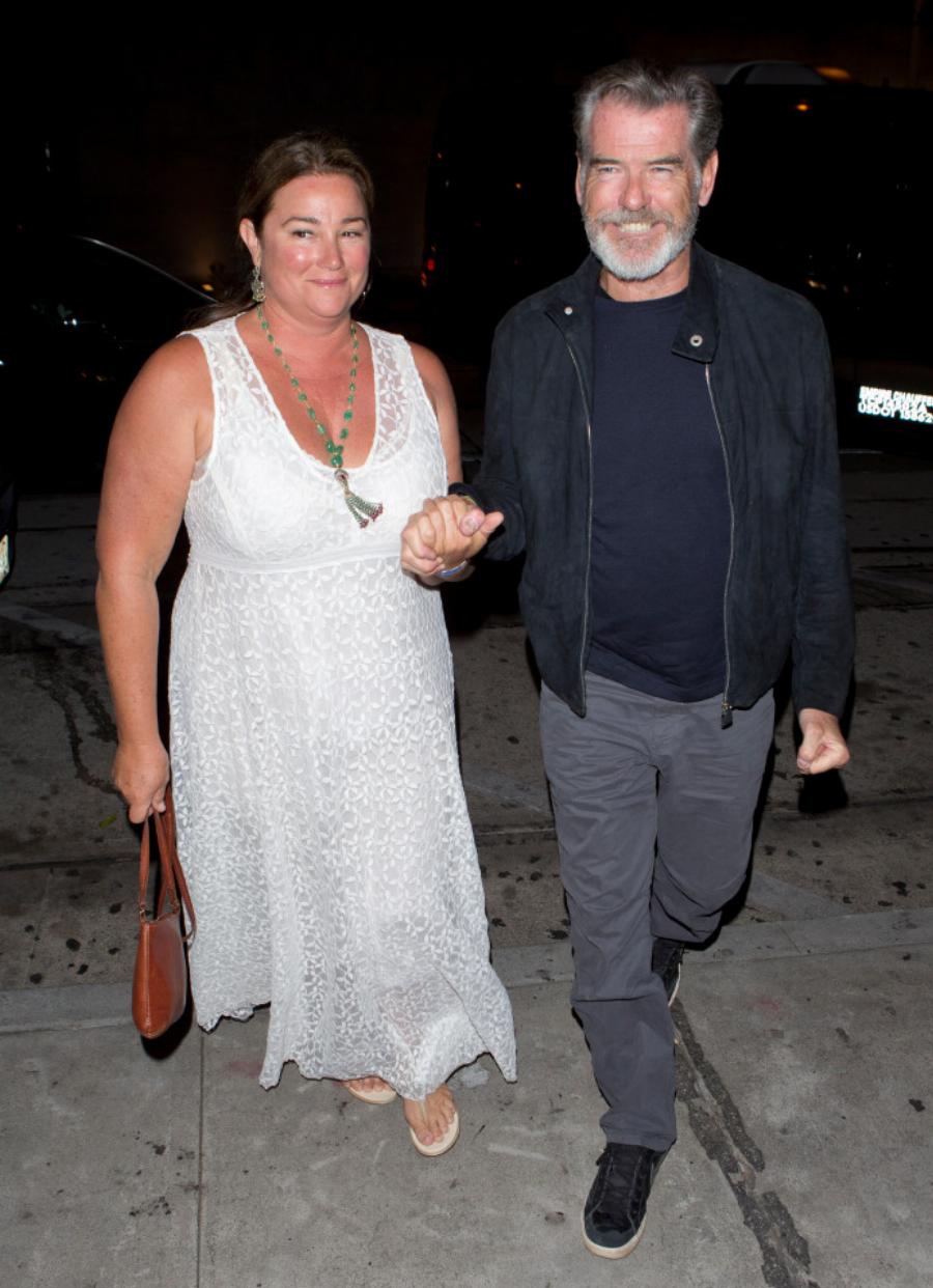 Αυτός είναι πασίγνωστος και κορμάρα, αυτή όχι, την λατρεύει όμως και μπράβο του