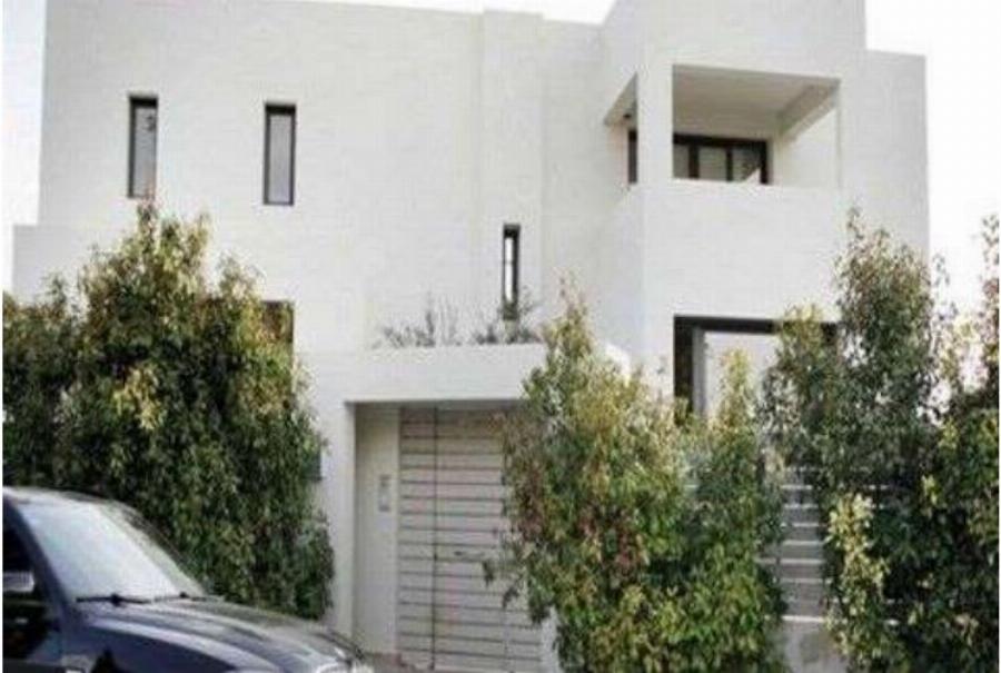 Σπίτια διάσημων Ελλήνων: Οι πιο εντυπωσιακές κατοικίες τους στην Ελλάδα