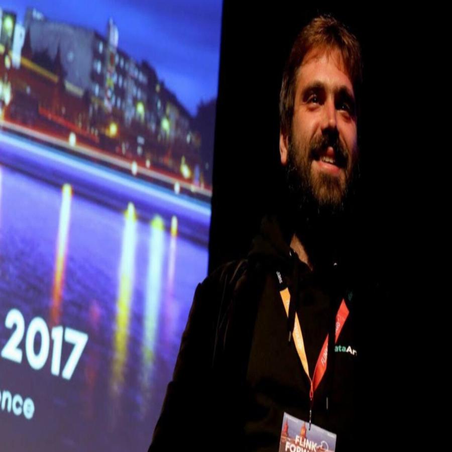 Κώστας Τζούμας: Ο άγνωστος νεαρός Γιαννιώτης που κατάφερε και πήρε 90 εκατομμύρια ευρώ από τους Κινέζους