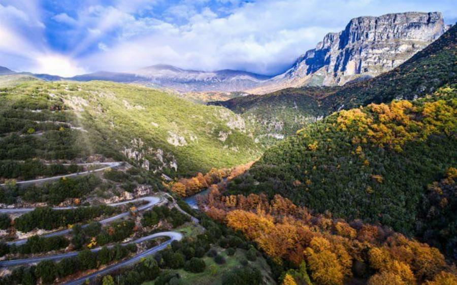 Φαράγγι του Βίκου: Το βαθύτερο φαράγγι στον κόσμο με την ασύλληπτη ομορφιά