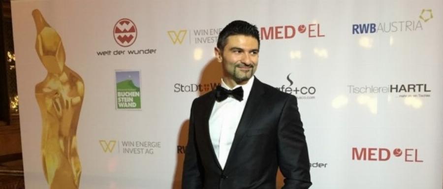 Γιώργος Βρακάς: Ο Έλληνας γιατρός που κατέκτησε το παγκόσμιο βραβείο μεταμοσχεύσεων