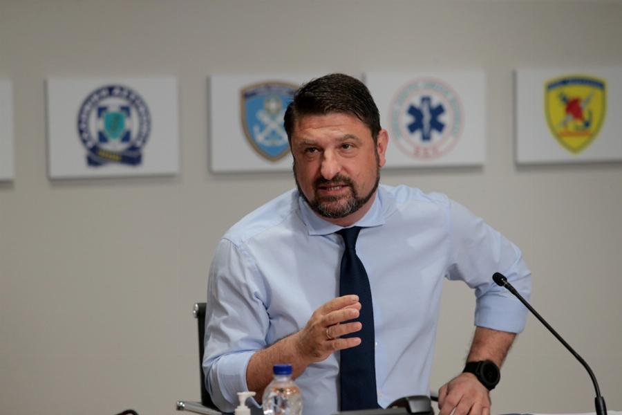 Εξώδικο στον Χαρδαλιά: Έχεις 3 μέρες να αποδείξεις επιστημονικά πως η μουσική προκαλεί υπερμετάδοση του ιού