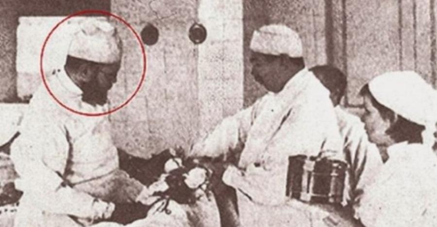 Μέγα Θαύμα: Ο Άγιος Λουκάς ο Ιατρός και ο Άγιος Παντελεήμων μέσα στο χειρουργείο