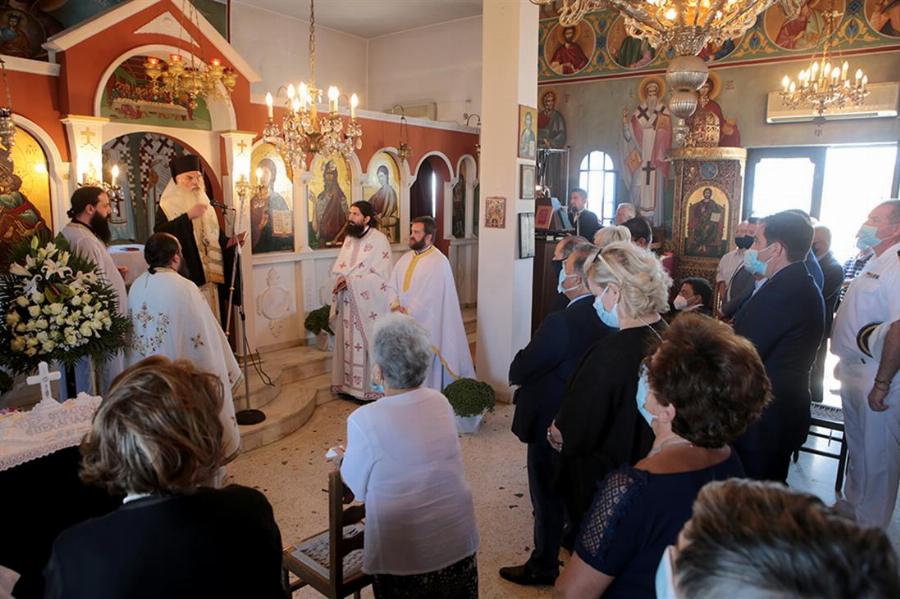 Μάτι: Μνημόσυνο για τους 102 νεκρούς σε κλίμα συγκίνησης