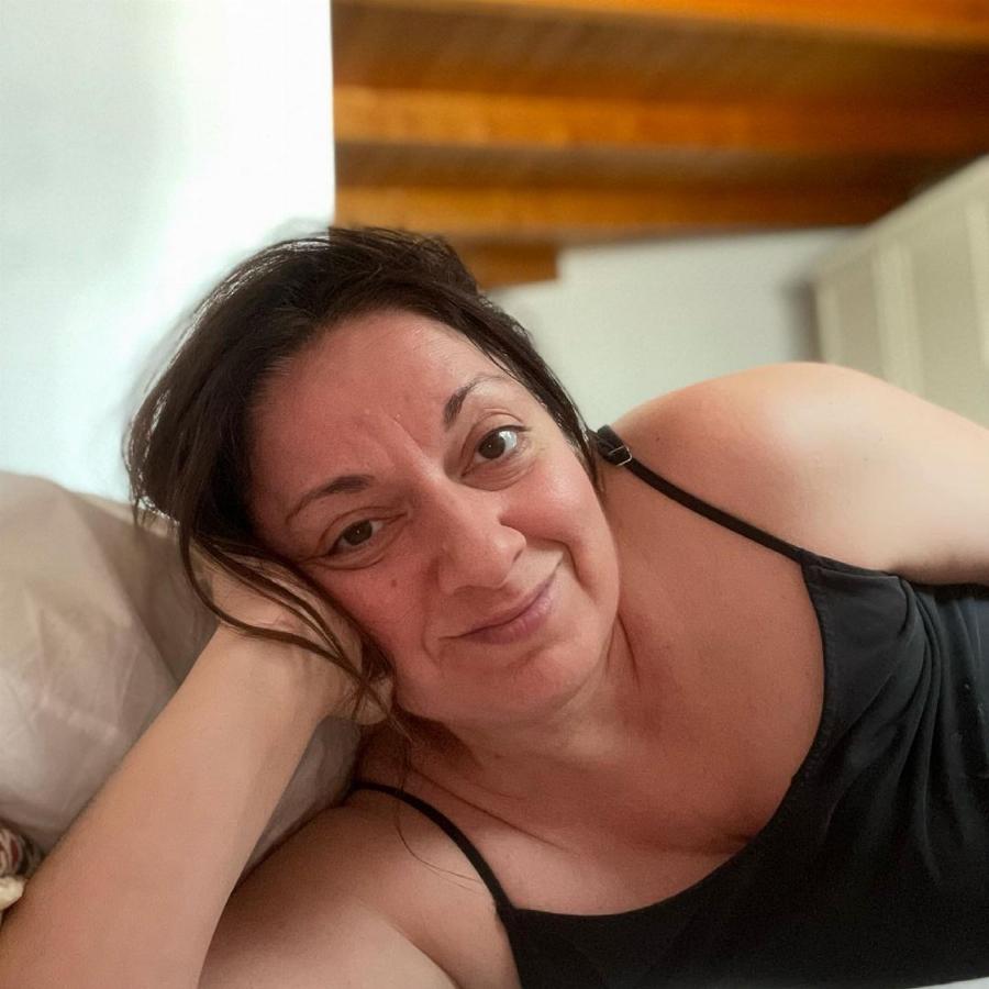 Σοφία Μουτίδου: Χορεύει κουνώντας τα οπίσθια της για όλα τα κορίτσια που ντρέπονται για το σώμα τους