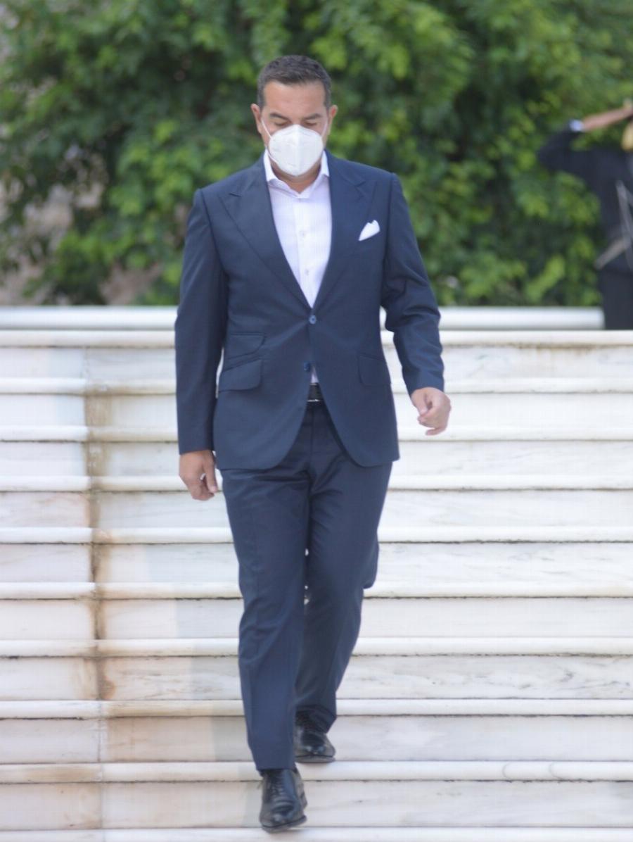 Εντυπωσιακές παρουσίες στο Προεδρικό Μέγαρο για την 47η επέτειο Αποκατάστασης της Δημοκρατίας