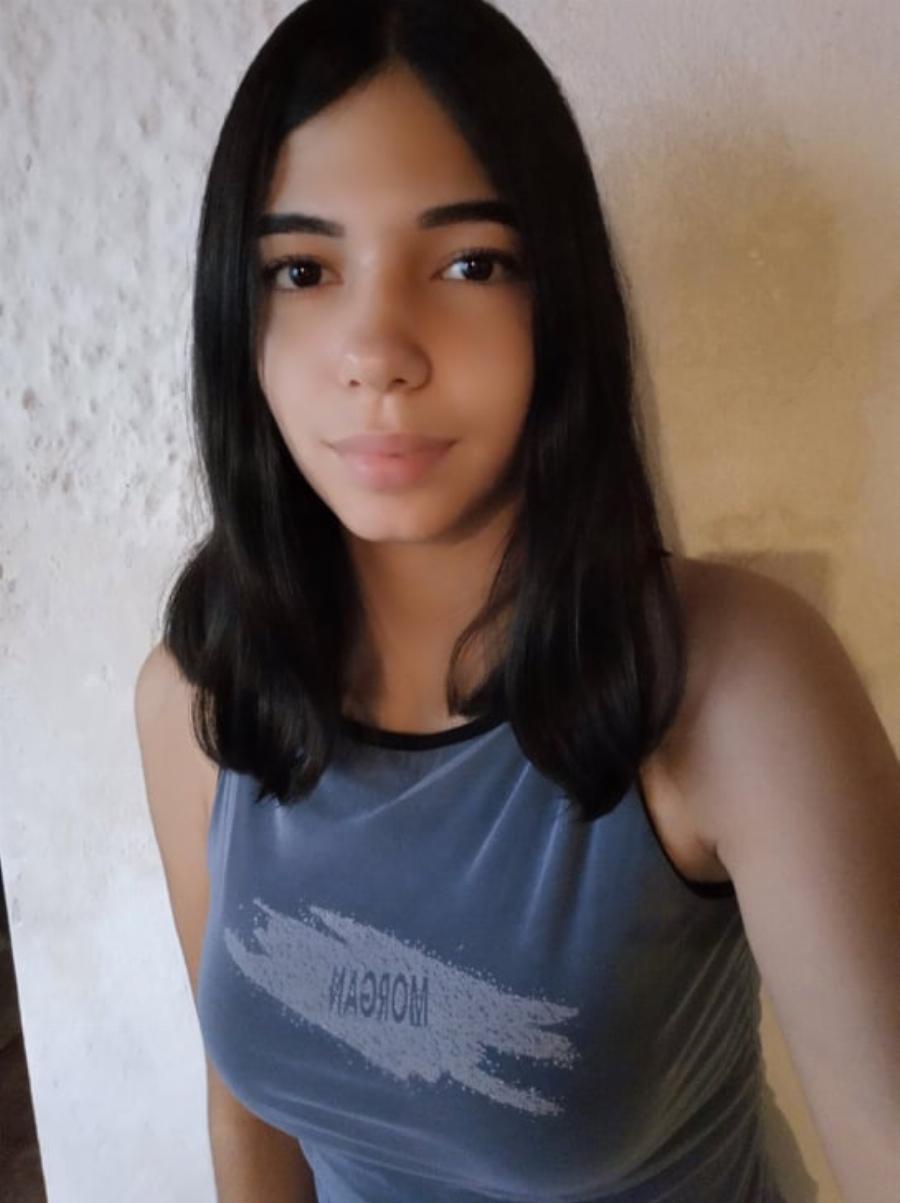 Κρητικοπούλα από χωριό τριάντα κατοίκων πέρασε στο πανεπιστήμιο χωρίς φροντιστήριο