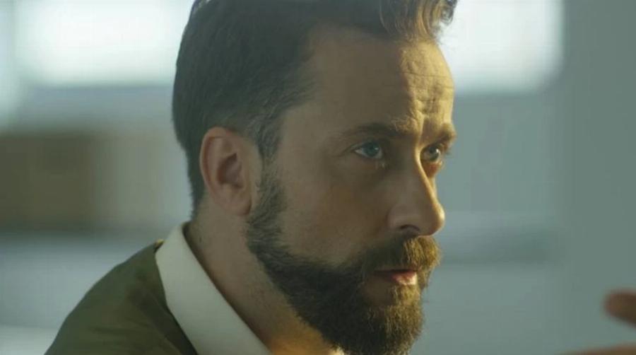 Ζήσης Ρούμπος: «Έζησα, άκουσα, έμαθα να τις μειώνω τις γυναίκες. Να επιβάλλομαι»