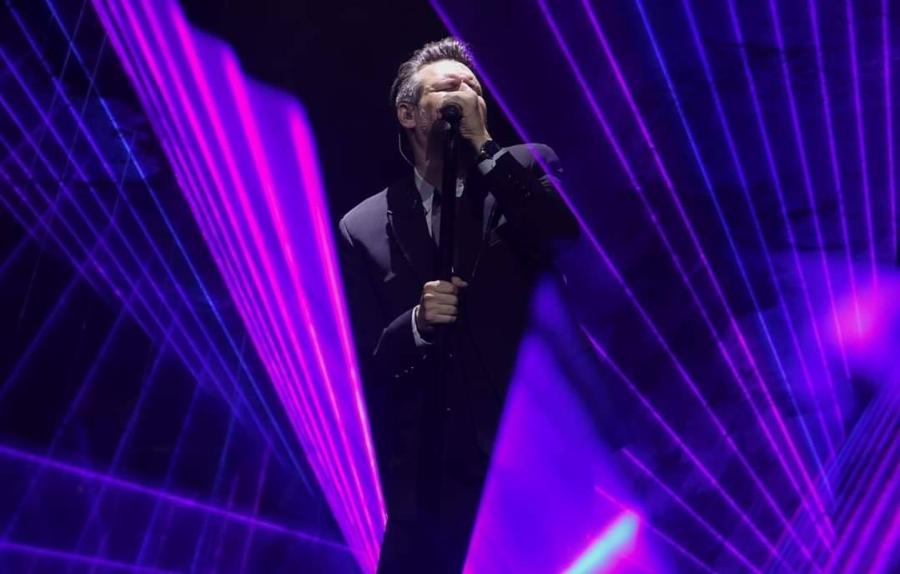 Πάνος Κιάμος: Ανακοίνωσε πως θα τραγουδάει μόνο για εμβολιασμένους