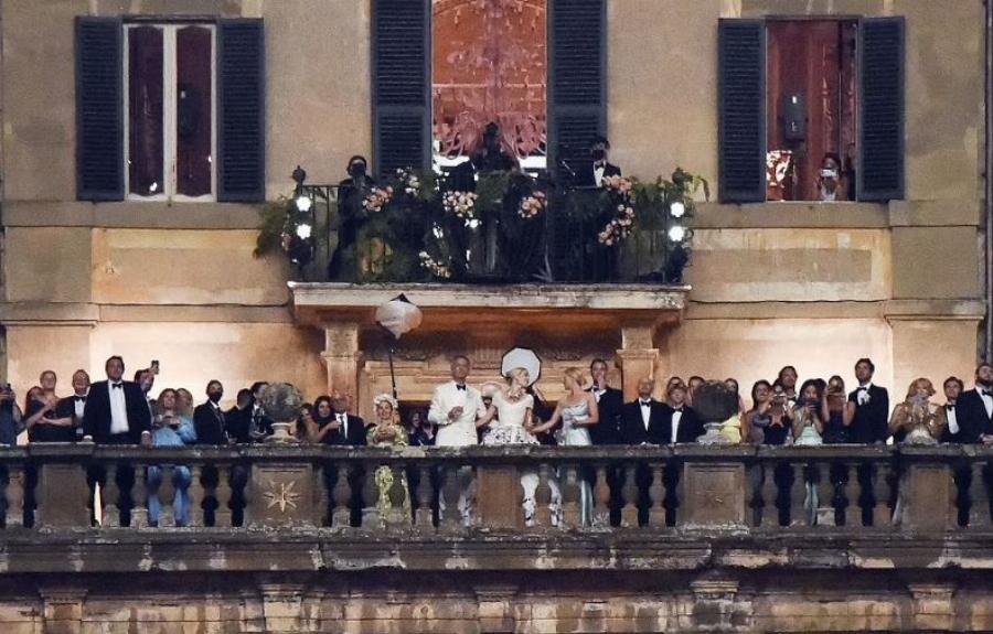 Παντρεύτηκε τον δισεκατομμυριούχο επιχειρηματία Μάικλ Λιούις η ανιψιά της Νταϊάνα