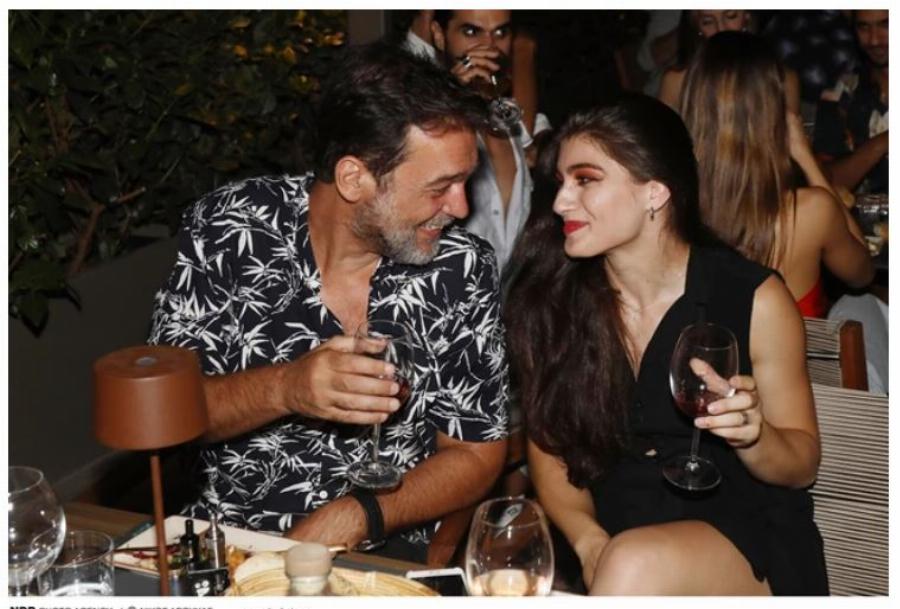 Η πρώτη δημόσια εμφάνιση του 52χρονου Κωνσταντίνου Καζάκου με την 23χρονη σύντροφό του