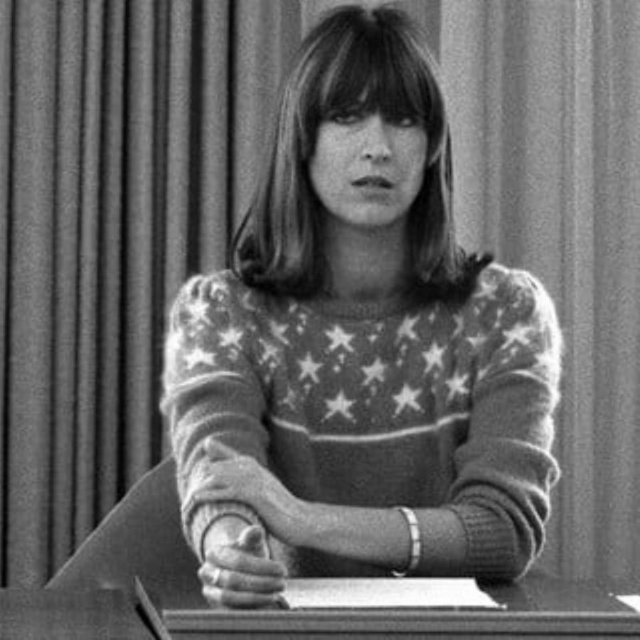 Αληθινή εκδίκηση: Η μητέρα που σκότωσε τον βιαστή και δολοφόνο της κόρης της, μέσα στο δικαστήριο