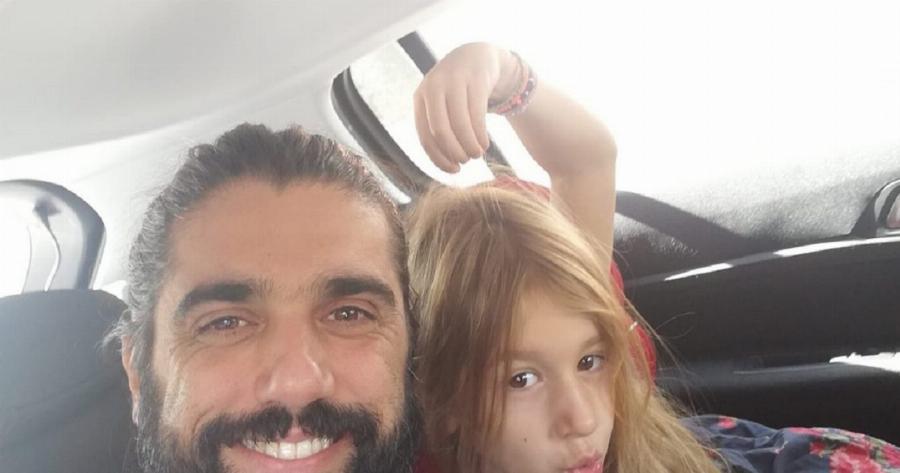 “Της κάναμε καρδιές για να της δείξουμε πόσο την αγαπάμε”: Συγκινεί ο μπαμπάς της 7χρονης Αναστασίας