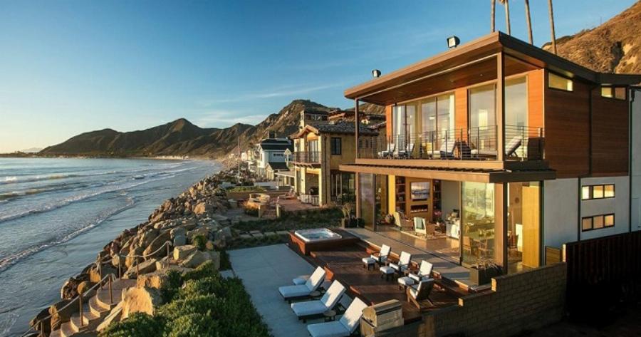 Η αδερφή μου αγόρασε το εξοχικό των γονιών μας. Για να κάνουμε διακοπές, μας ζητάει ενοίκιο