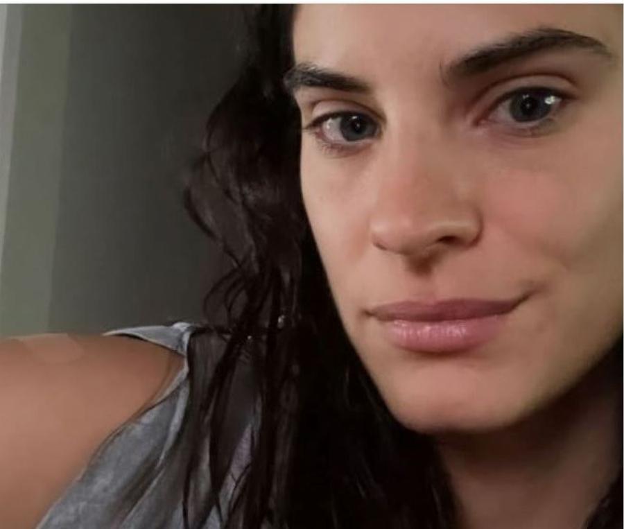 Χριστίνα Μπόμπα: Ο εμβολιασμός της και το δημόσιο ξέσπασμα για όσους την βρίζουν