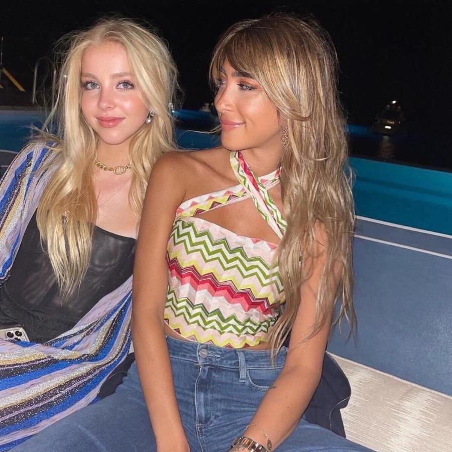 Χριστιάνα Μπέτα: Η κόρη της Νατάσσας Θεοδωρίδου φωτογραφίζεται με μαγιό στη Μύκονο και μαγεύει