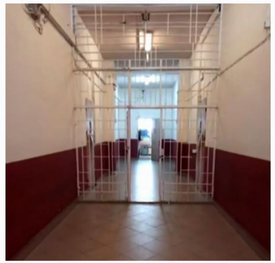 Ντοκουμέντο από τις φυλακές: Το κελί που κρατείται ο Φιλιππίδης με το Λιγνάδη