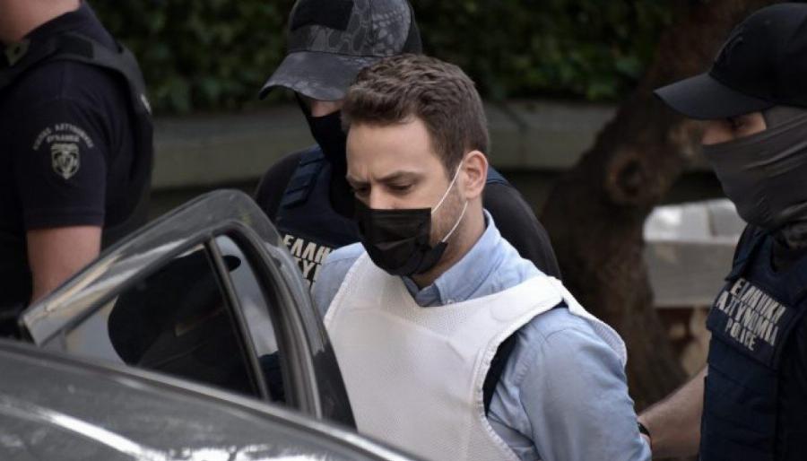 Συναγερμός στις αρχές: Φόβοι για αυτοκτονία του Μπάμπη Αναγνωστόπουλου