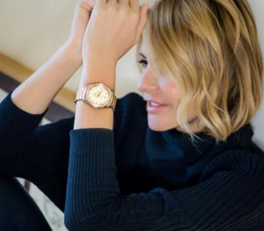 Ταιριάζει σε κάθε γύναικα:  10 διάσημες Ελληνίδες που έκοψαν καρέ τα μαλλιά τους