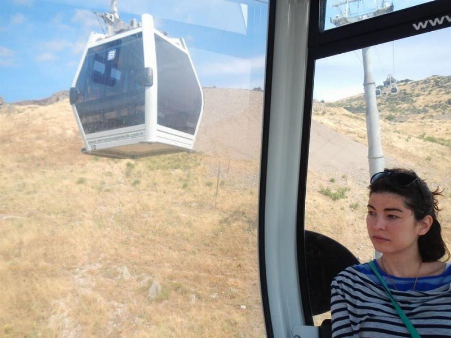 Αντιγόνη Καρκανάκη: Μια Κρητικιά που παράτησε τα πάντα για να σώσει ζωές σε όλο τον κόσμο