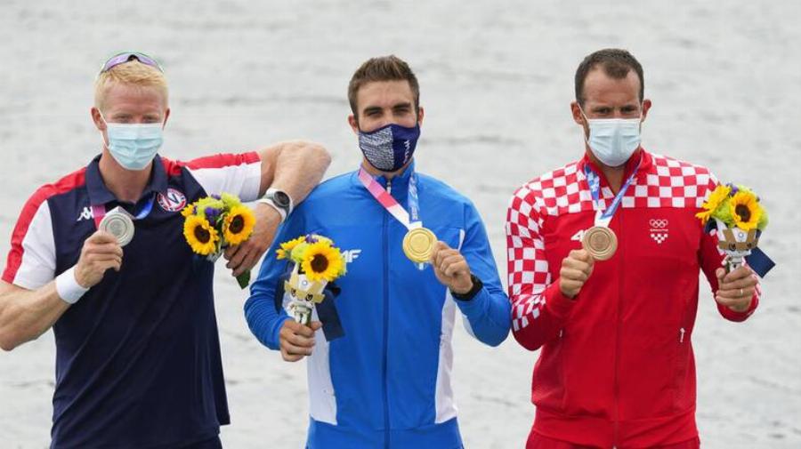 Ολυμπιακοί αγώνες: Έγραψε ιστορία ο Στέφανος Ντούσκος – Χρυσό μετάλλιο στην κωπηλασία