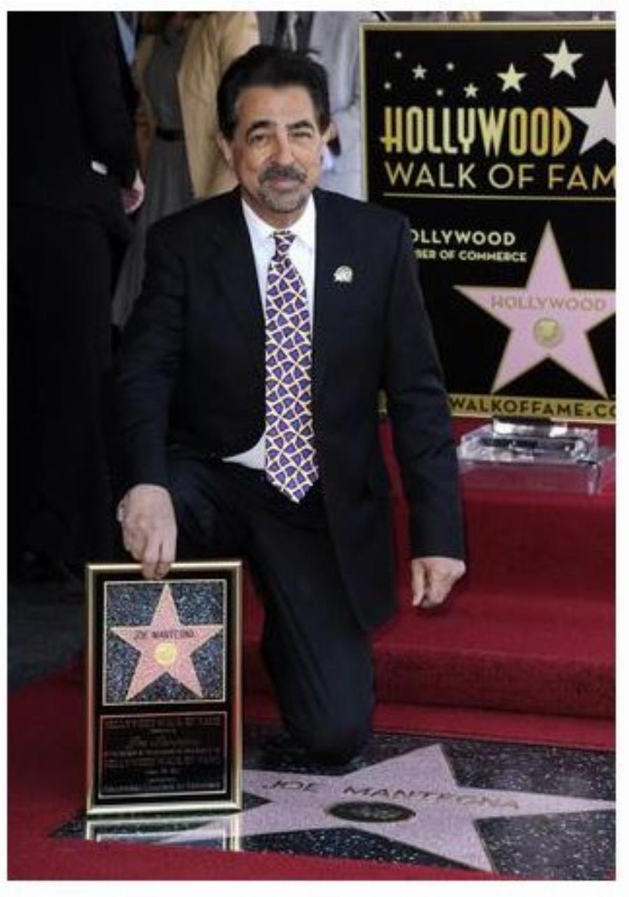 Αξιοθαύμαστοι άνθρωποι: 13 Έλληνες διάσημοι που φροντίζουν παιδιά με αναπηρία