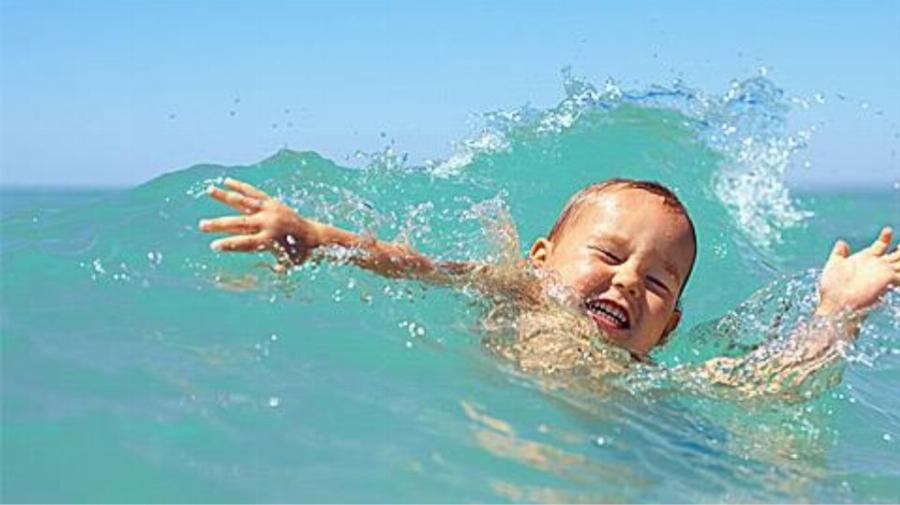 Τραγικός θάνατος 6χρονης: Η Χριστίνα πέθανε στην Αυλίδα μπροστά στα μάτια της μητέρας της