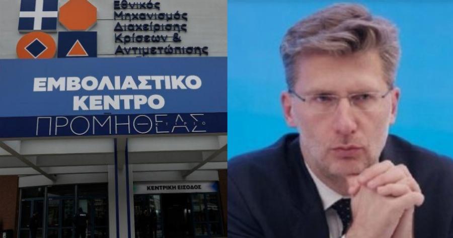 Σκέρτσος: «Χρειάζεται μαστίγιο και καρότο για να εμβολιαστούν οι πολίτες»