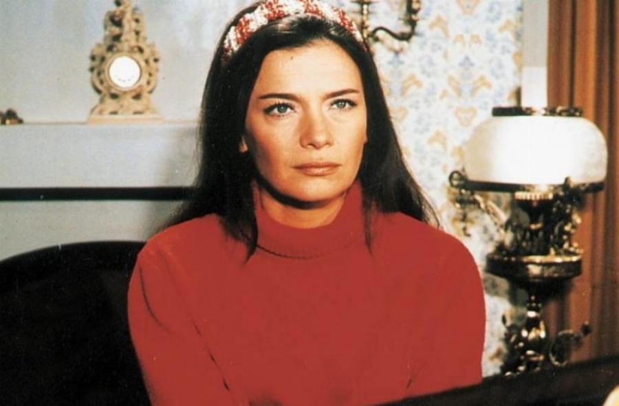 Άτιμη αρρώστια: 12 διάσημοι Έλληνες που έφυγαν από καρκίνο