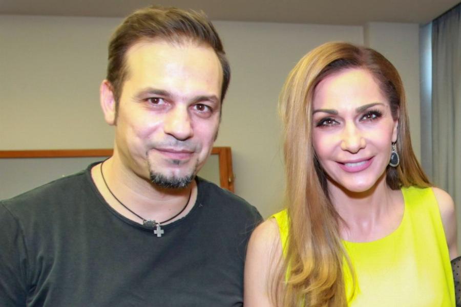 Δέσποινα Βανδή-Ντέμης Νικολαΐδης: Το πρώτο περίεργο ραντεβού, ο παραμυθένιος γάμος, τα δύο παιδιά και ο σημερινός χωρισμός